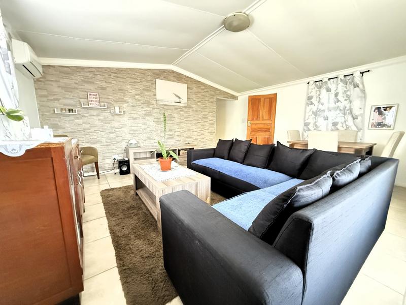 2 Bedroom Property for Sale in West Bank Western Cape